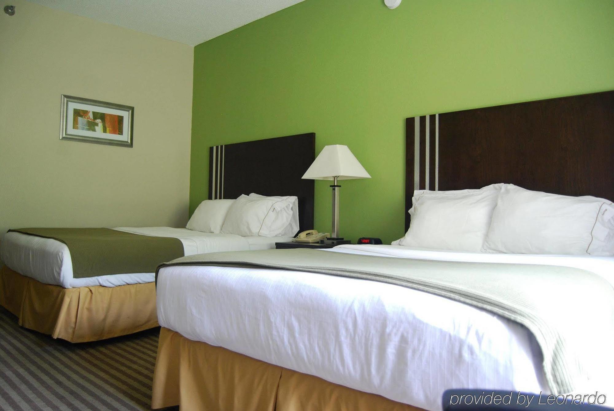 Holiday Inn Express & Suites Tell City, An Ihg Hotel Екстер'єр фото